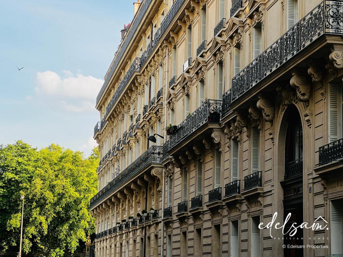 Parc Monceau By Melvane